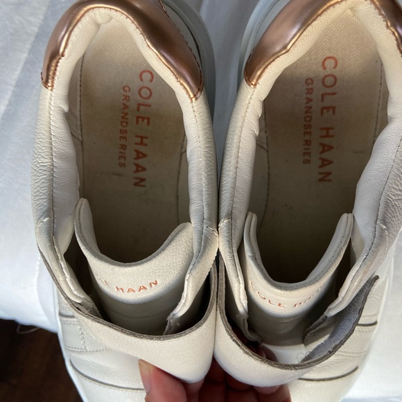 Cole Haan GrandPro Rally Velcro Leather Sneakers gold accent Women Size 5.5 B - Picture 4 of 12